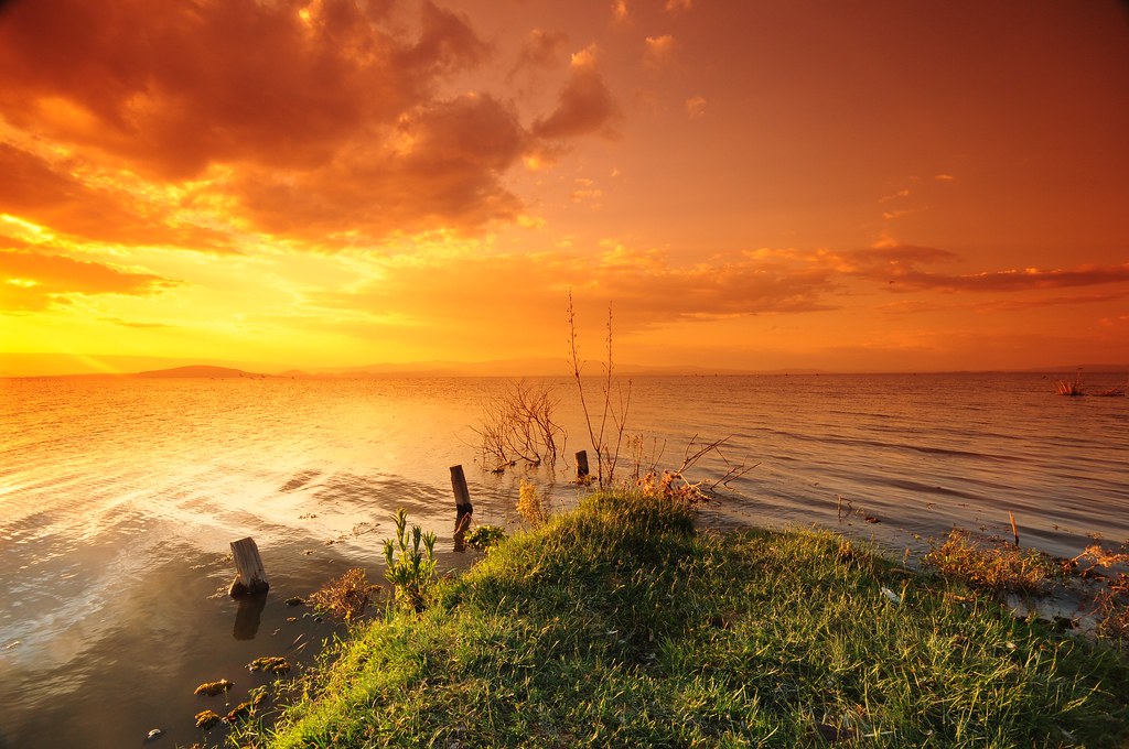 Rift Valley landscape at sunset in Kenya, where land and water shape peace and conflict